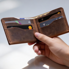 4 Gözlü Klasik Tip Hakiki Deri Cüzdan – Zamansız Şıklık & Günlük Konfor